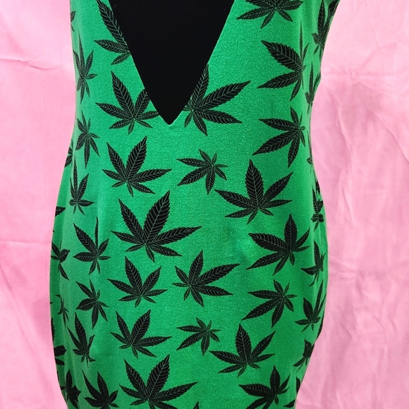 Switchblade stiletto green 420 vamp wiggle dress size xl pinup goth - Picture 10 of 10